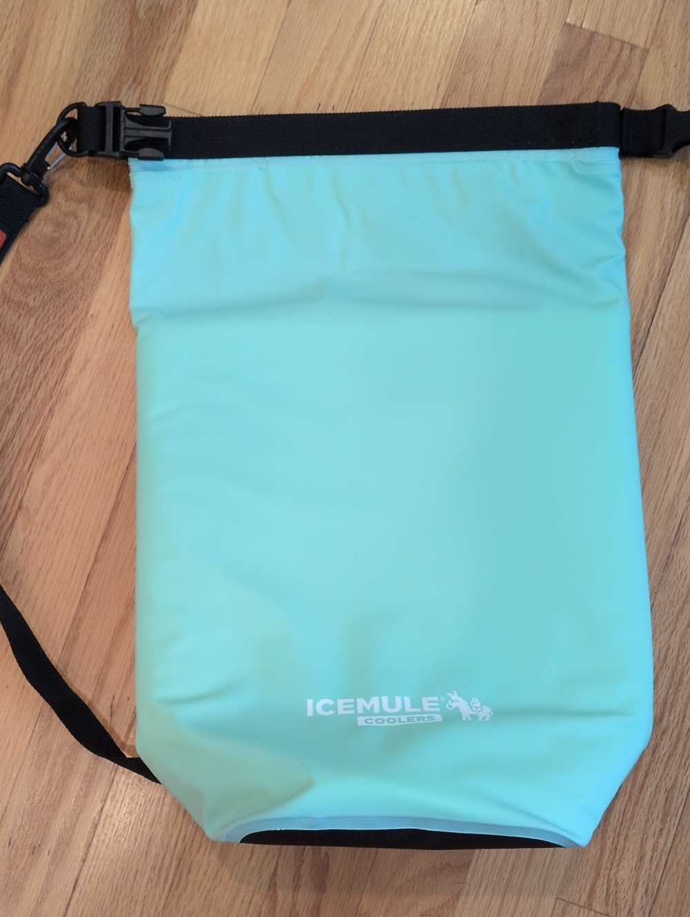 Icemule Classic 9L Insulated  Soft Backpack Cooler